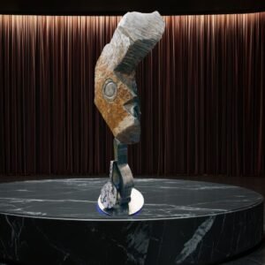 Rock dans un showroom sombre